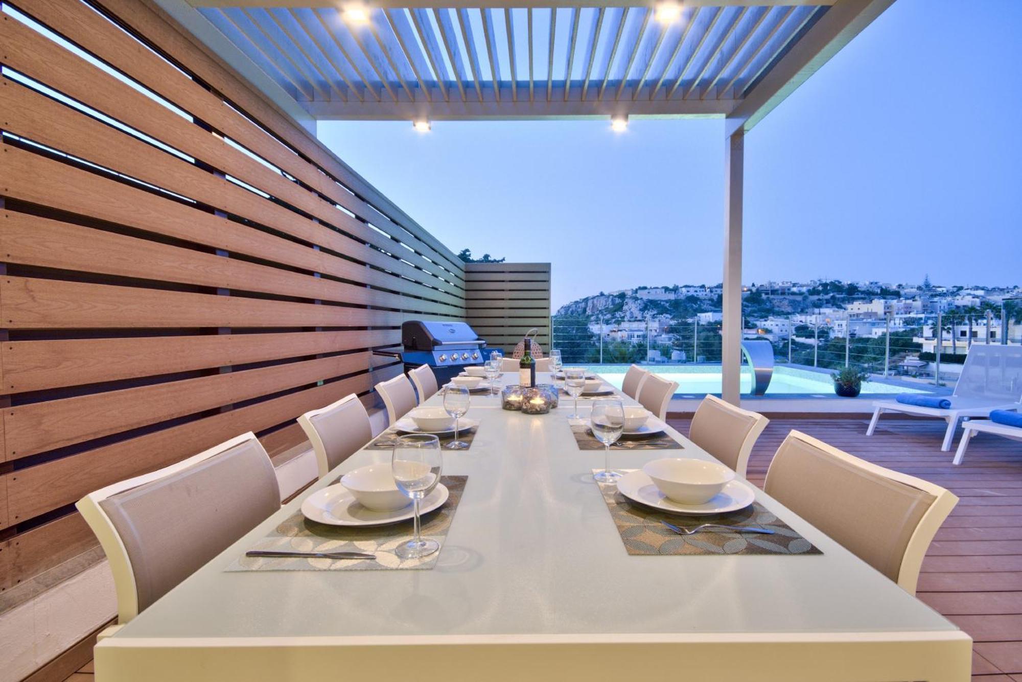 Maltese Luxury - Sunset Infinity Pools, Indoor Heated Pools And More! Vilă Mellieħa