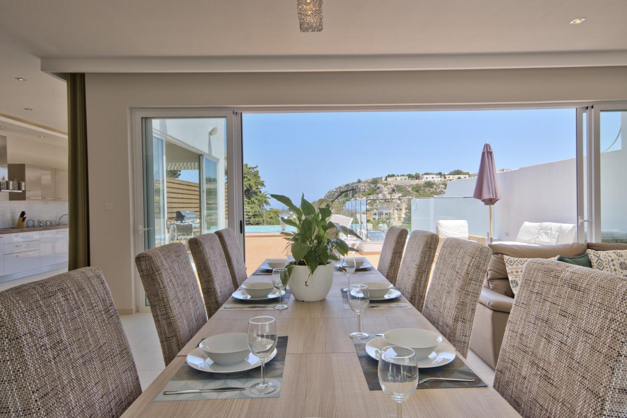 Maltese Luxury - Sunset Infinity Pools, Indoor Heated Pools And More! Vilă *