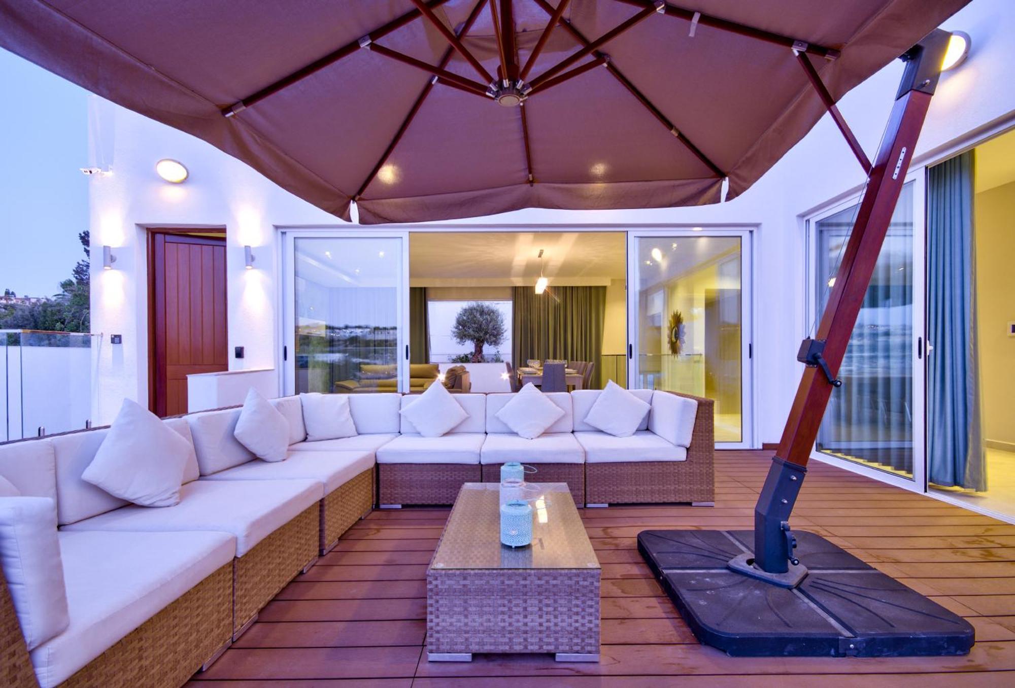 Maltese Luxury - Sunset Infinity Pools, Indoor Heated Pools And More! Vilă Mellieħa