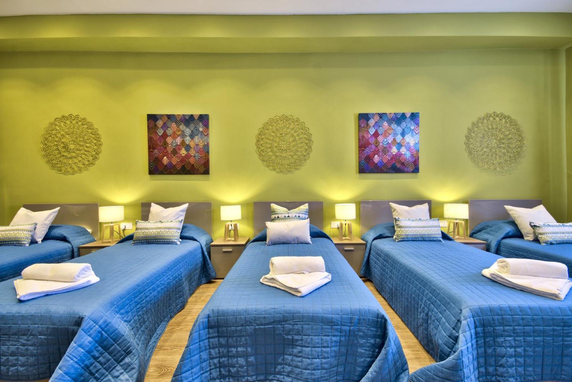 Maltese Luxury - Sunset Infinity Pools, Indoor Heated Pools And More! * Mellieħa