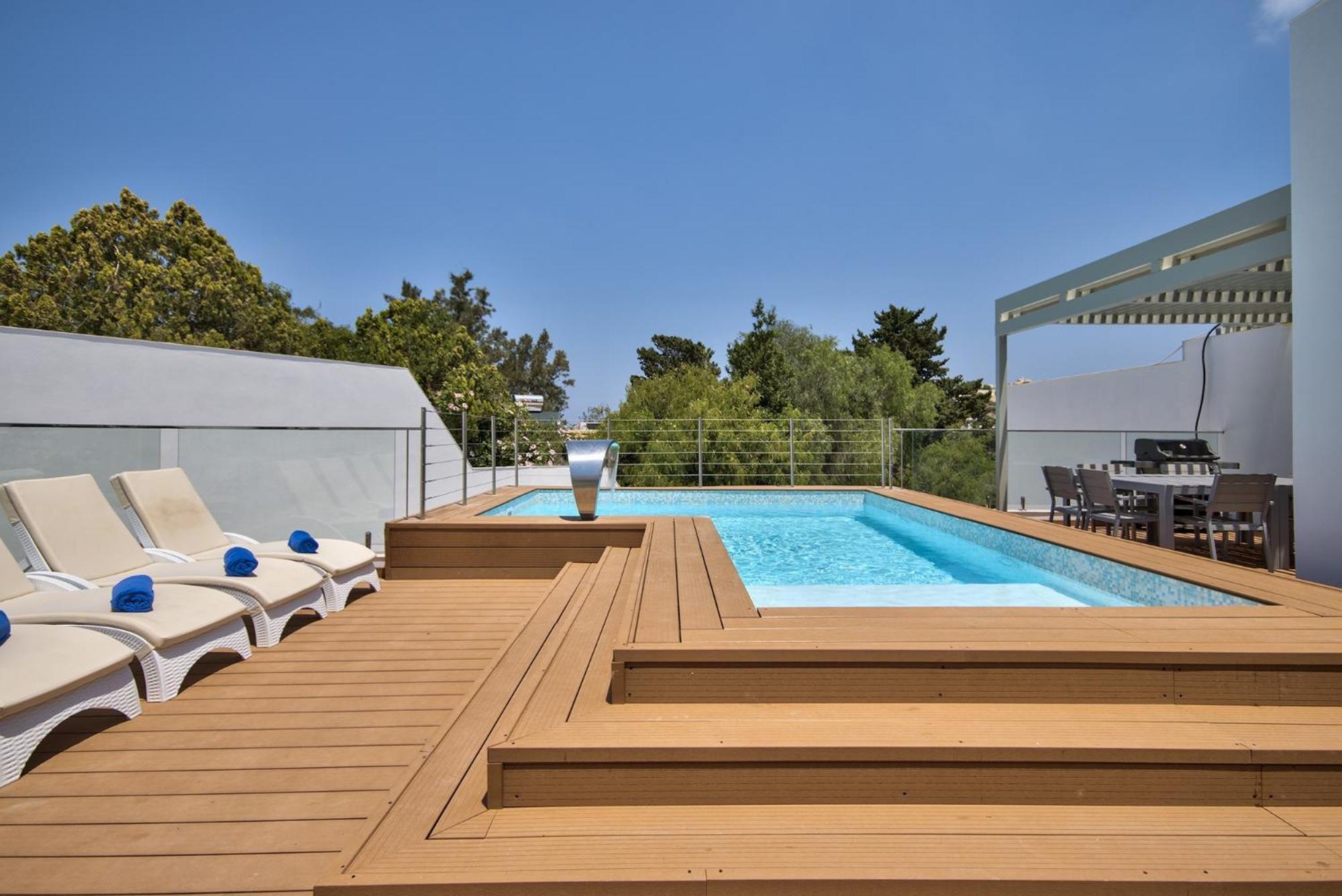 Maltese Luxury - Sunset Infinity Pools, Indoor Heated Pools And More! Vilă