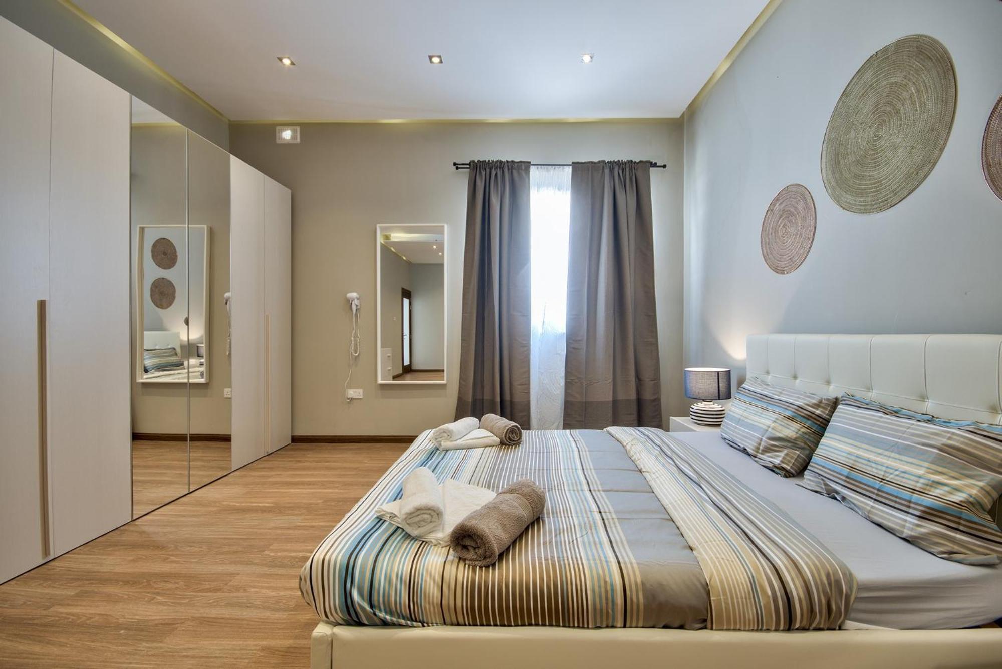 Maltese Luxury - Sunset Infinity Pools, Indoor Heated Pools And More! Vilă Mellieħa